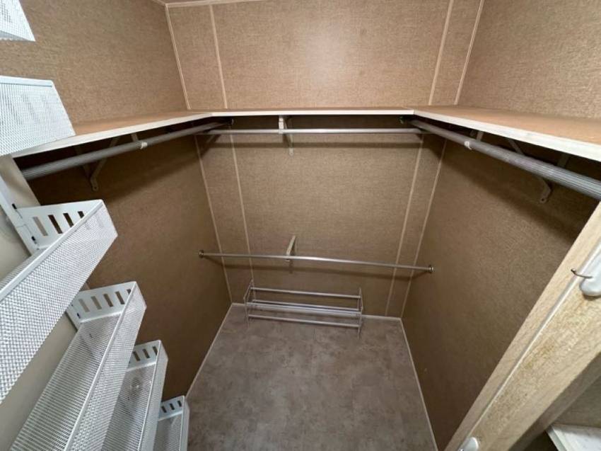 125 Rigi Slope Drive a Winter Haven, FL Mobile or Manufactured Home for Sale